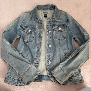 GAP Vintage Light Blue Denim Jacket for Women